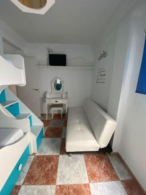 Apartamento Silda Torre Del Mar Esterno foto
